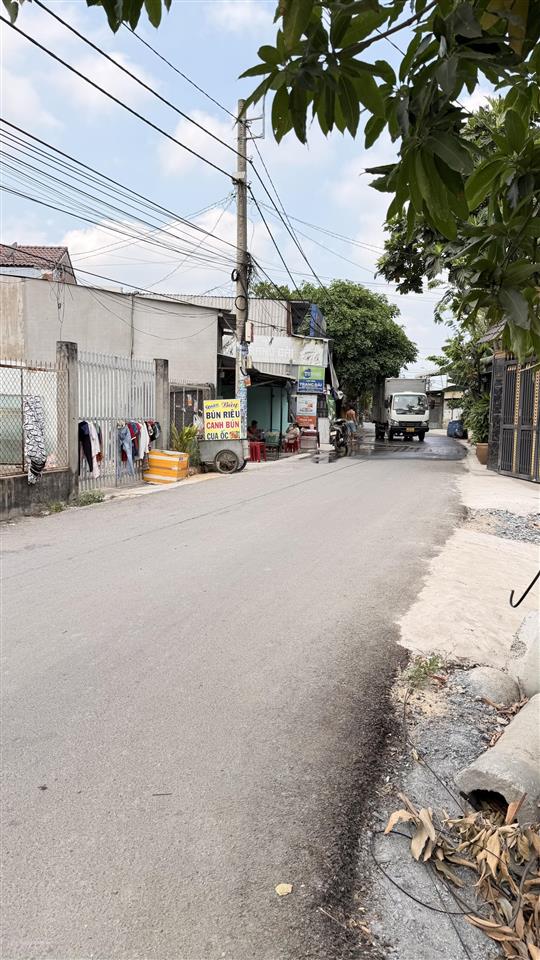 Sổ hồng riêng 124.6m2, ngay ubnd vĩnh lộc b, đường 7m xe tải, chỉ 1.95 tỷ