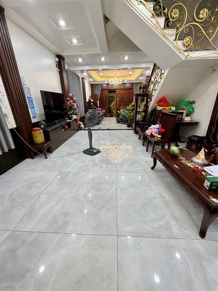 Tuyệt phẩm nhà phố xây bằng cả tâm huyết kiên cố & thẩm mỹ cao ngay chợ thới hòa