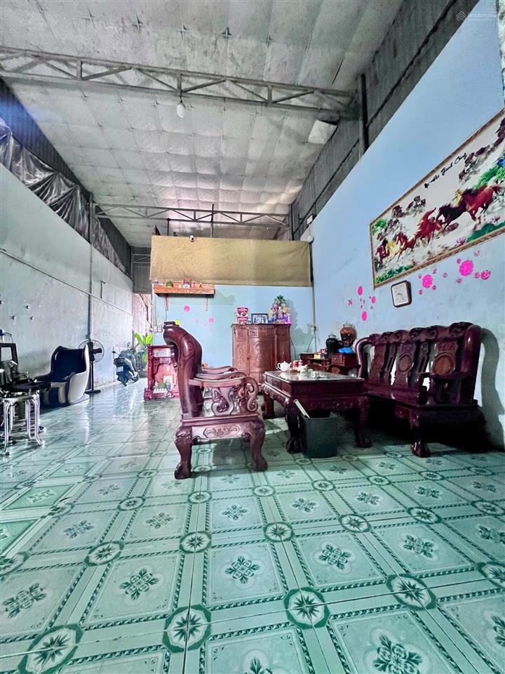 Mặt tiền thanh niên đến vin hóc môn
kinh doanh đa ngành 4.9 tỉ