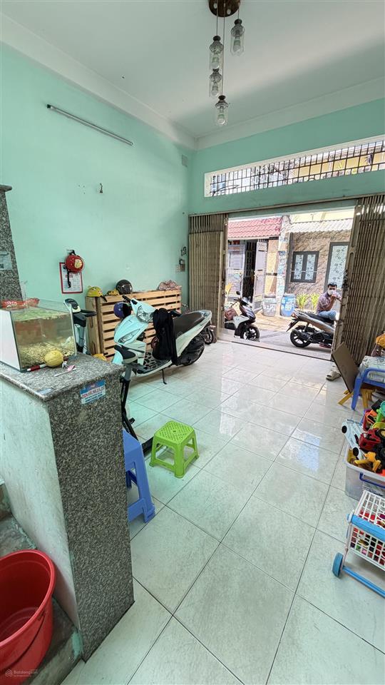 Nhà 2 mặt tiền hẻm 6m thông ngay chợ bình thành, 100m2 full thổ cư