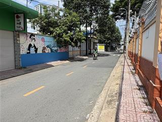 Nhà mặt tiền ngang 25m hiếm có 338,5m2 full thổ cư gần lũy bán bích, kinh doanh đỉnh, giá tốt