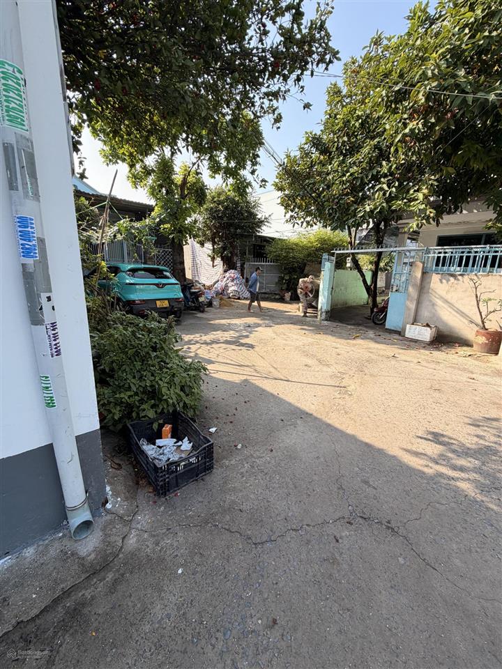 Đất ở đô thị 108m2 gần vinhomes hóc môn 2 mặt tiền hẻm ngang 5.35m nở hậu 8m giá tốt đầu tư