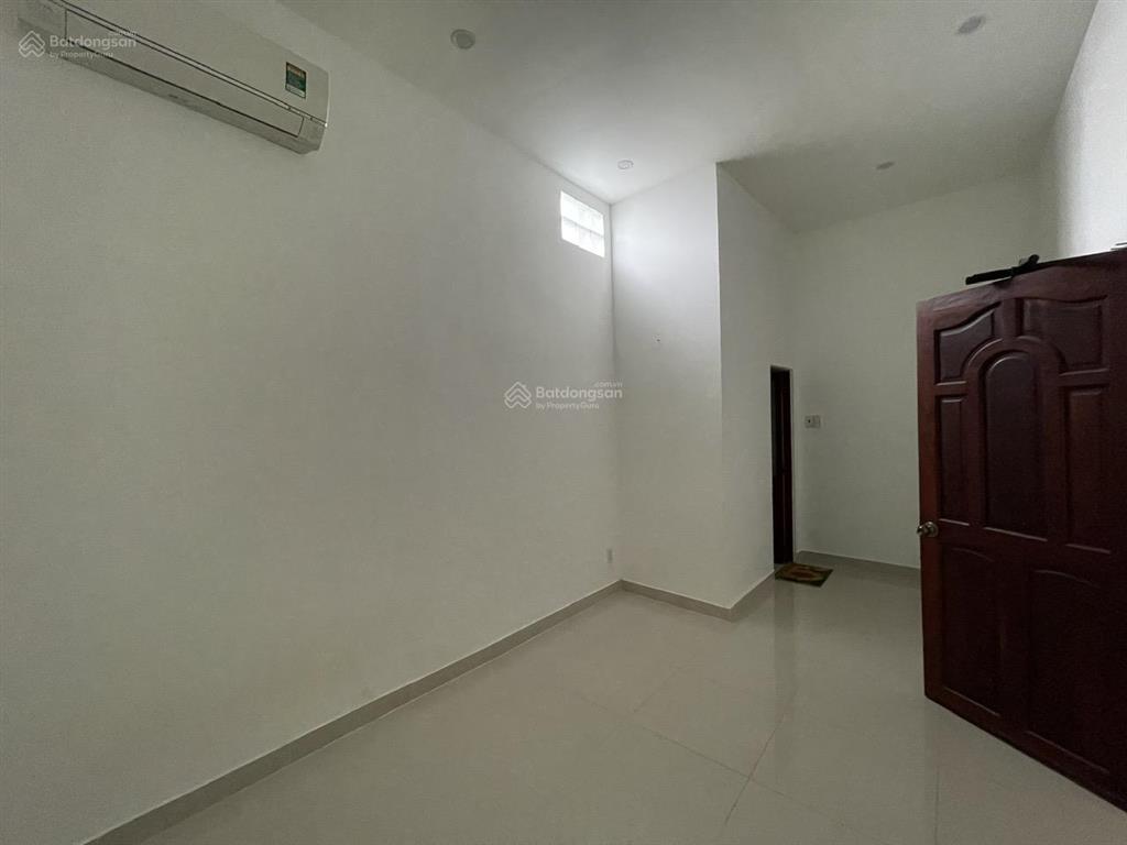 Bán nhà phố vị trí đẹp, hẻm xe hơi thông phạm văn đồng lê quang định, diện tích đẹp