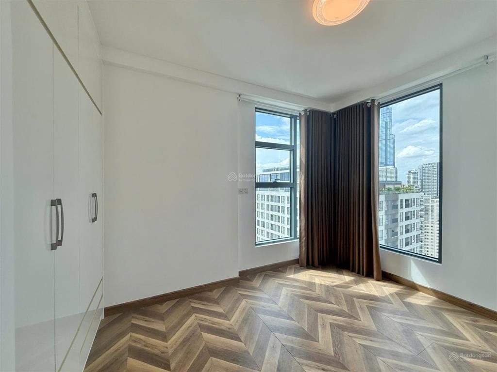 Bán căn góc 3pn/133m2, sunwah pearl, giá 21,x tỷ all in, view trực diện sông sài gòn + pháo hoa