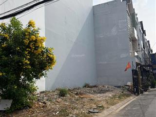 Cả khu phố còn đúng 1 lô góc 2 mặt tiền không lộ giới bên hông. dt 4.9x16, giá 6 tỷ 350