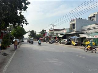 Chính chủ bán đất 2 mặt tiền đường tỉnh lộ 823 nhựt chánh bến lức. dt 300m thổ cư. giá 11 tỷ 500