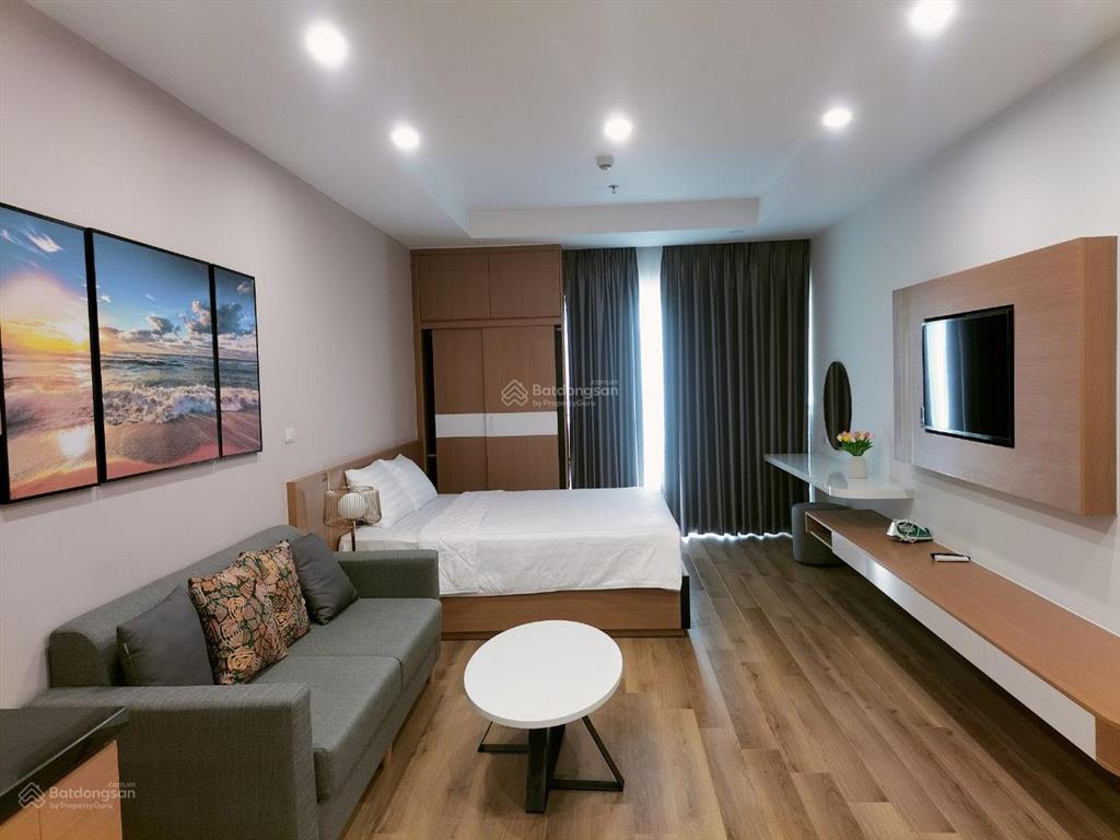 Bán gấp căn hộ đa dạng diện tích view biển đẹp thoáng mát, full nội thất đẹp. pkd 0906 147 ***