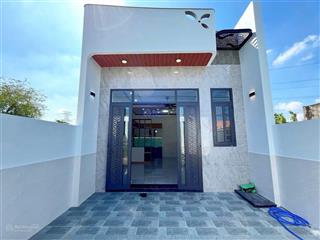 Kẹt vốn làm ăn, giảm hẳn 100tr, giá sốc mua hôm nay, nhà đẹp, sổ sẵn, dọn vào ở ngay