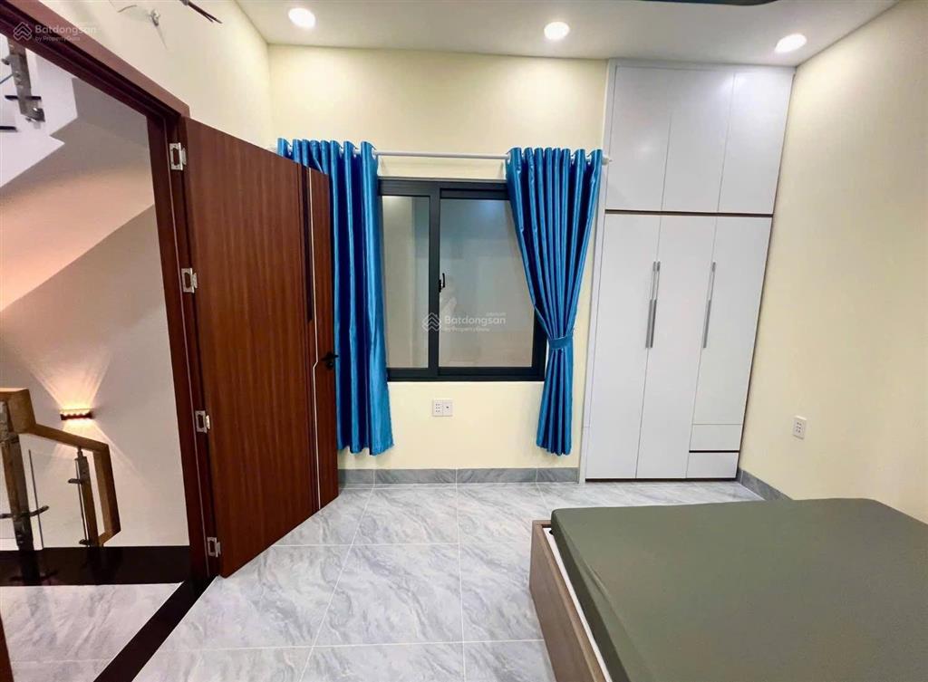 Bán nhà chính chủ, nhà mới 1 trệt, 2 lầu + sân thượng, 3pn tại kdc cát tường phú sinh