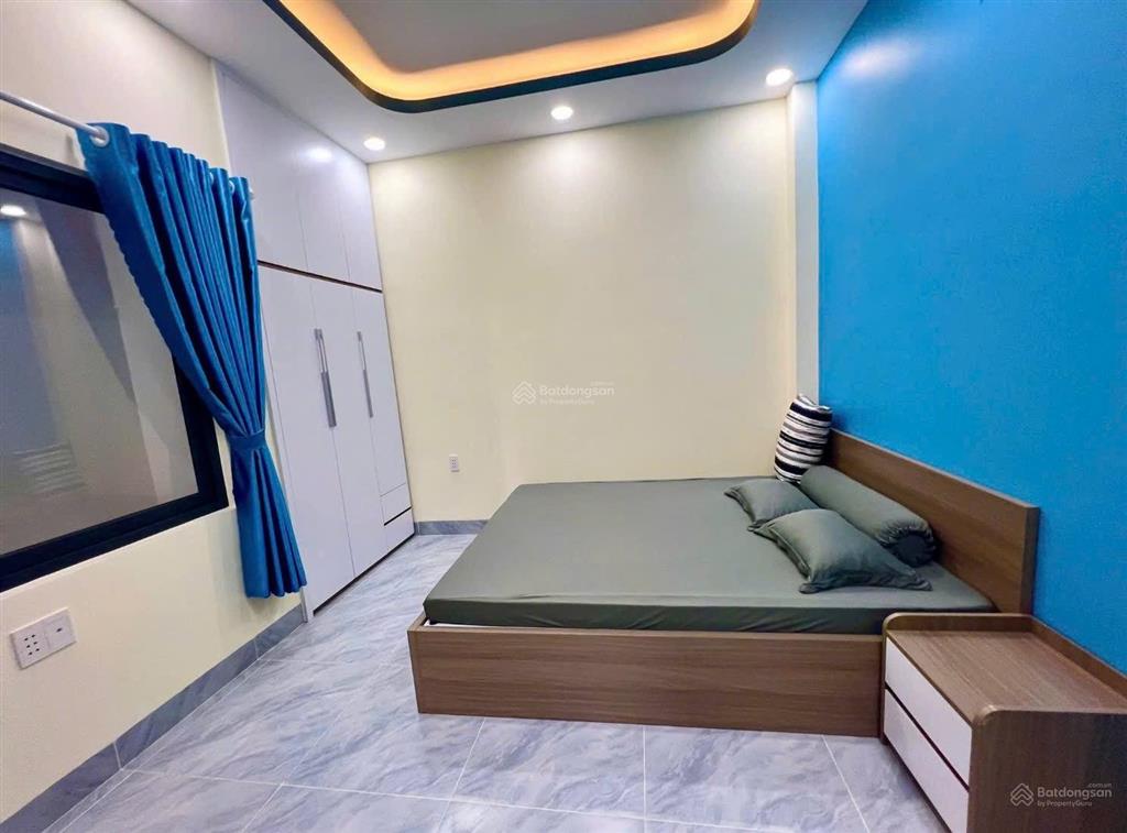Bán nhà chính chủ, nhà mới 1 trệt, 2 lầu + sân thượng, 3pn tại kdc cát tường phú sinh