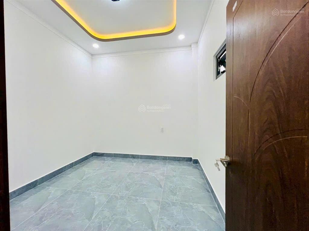 Bán nhà gần kcn hoàng gia, cách tl824 vào 350m | 5x32m có sân sau rộng, shr hỗ trợ bank