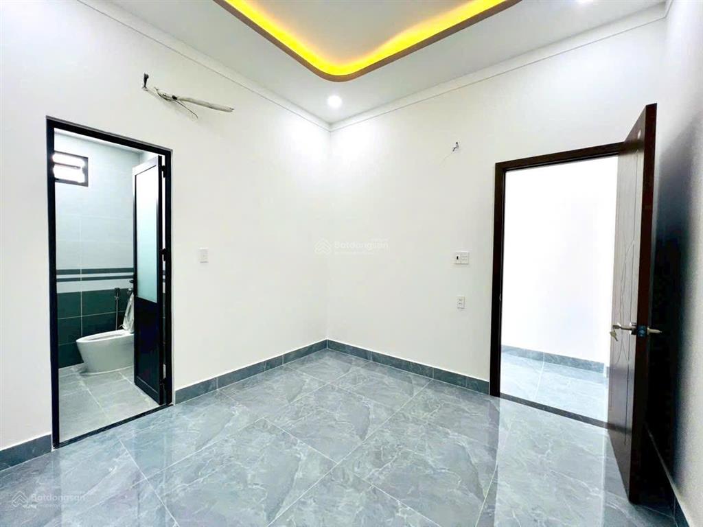 Bán nhà gần kcn hoàng gia, cách tl824 vào 350m | 5x32m có sân sau rộng, shr hỗ trợ bank
