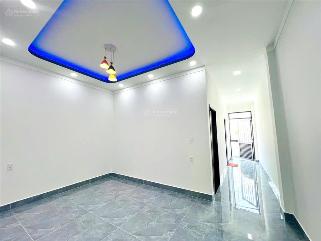 Bán nhà gần kcn hoàng gia, cách tl824 vào 350m | 5x32m có sân sau rộng, shr hỗ trợ bank