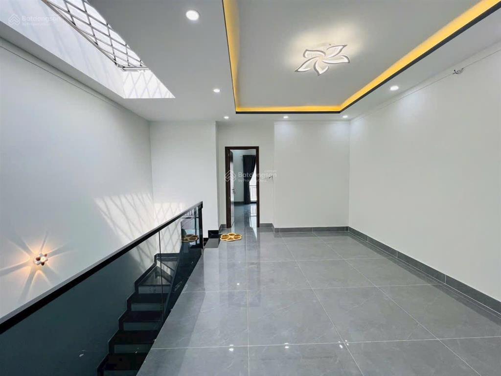 Bán nhà mới xây gần bệnh viện hàn quốc, đường giồng lớn | dt 5x30m, nhà có sân vườn vị trí đẹp