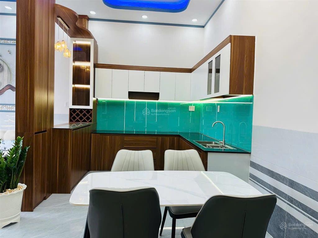 Bán nhà lầu, giá ngộp giảm 350tr rồi, 3 phòng ngủ ngang 6x18m | gần ngã 3 mỹ hạnh, 1 sẹc nhựa tl9