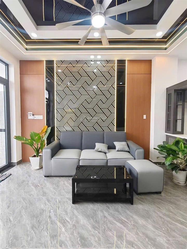 Bán nhà mới xây  dt 5x25 sổ hồng hoàn công  1 trệt 1 lầu, 3 phòng ngủ + 3wc