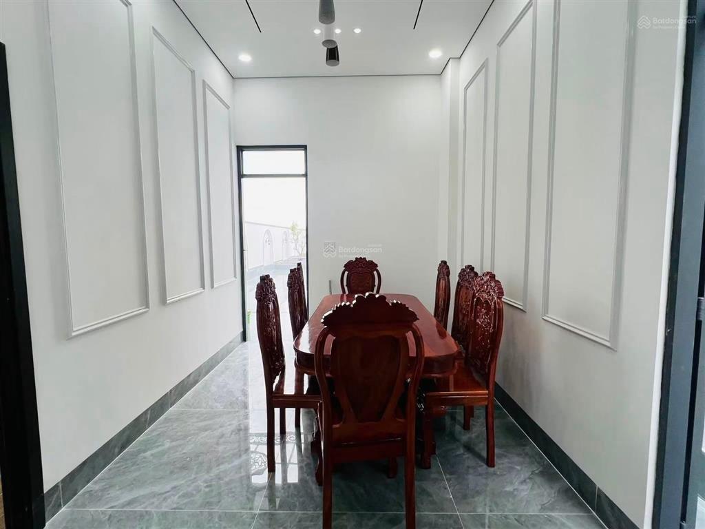 Bán nhà mặt tiền bàu tràm 7x48m, nhà xây mới 3 pn, 3wc, sổ hồng riêng, đất full thổ cư