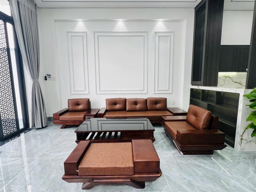Bán nhà mặt tiền bàu tràm 7x48m, nhà xây mới 3 pn, 3wc, sổ hồng riêng, đất full thổ cư