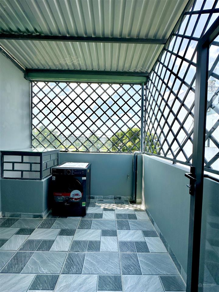 Bán nhà view công viên đường d45 kdc phú sinh, nhà 3 phòng ngủ, dt 4x17m nhà mới, đẹp full nội thất