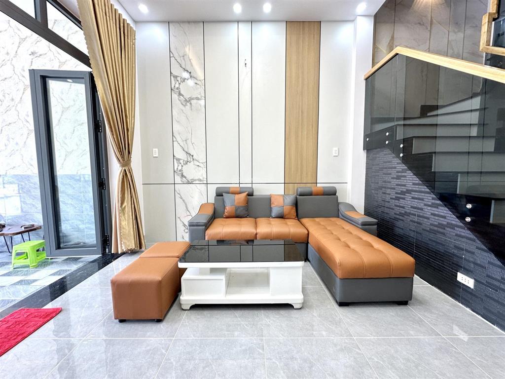 Bán nhà view công viên đường d45 kdc phú sinh, nhà 3 phòng ngủ, dt 4x17m nhà mới, đẹp full nội thất