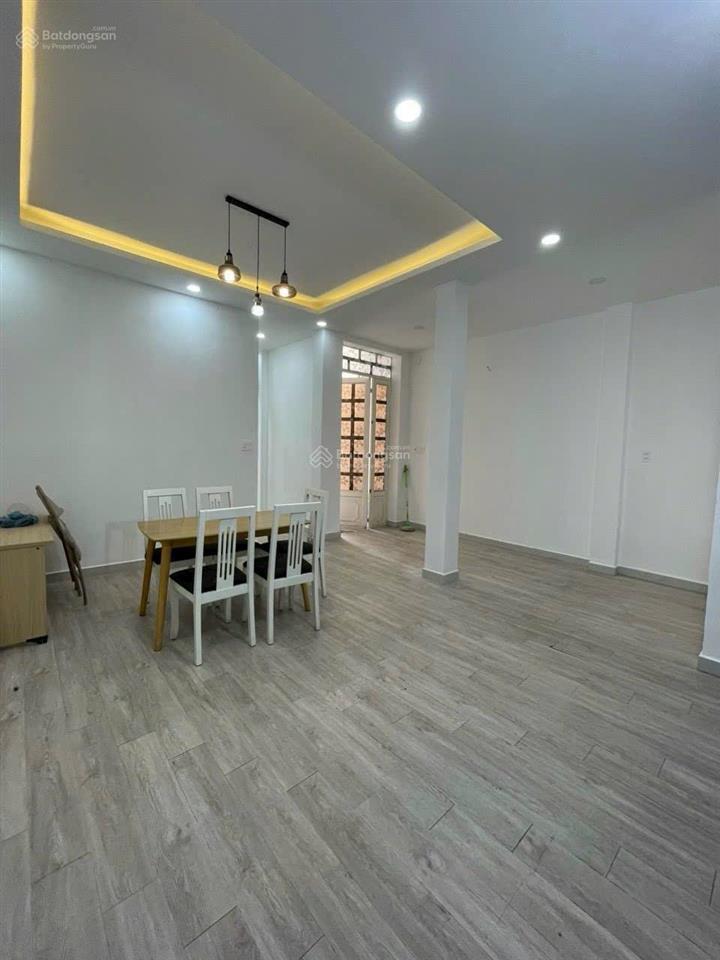 Cho thuê nhà riêng 41/3, đường 19, 130m2, 12 triệu vnd, 4pn, 2wc, bình tân, hcm