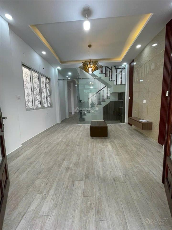 Cho thuê nhà riêng 41/3, đường 19, 130m2, 12 triệu vnd, 4pn, 2wc, bình tân, hcm