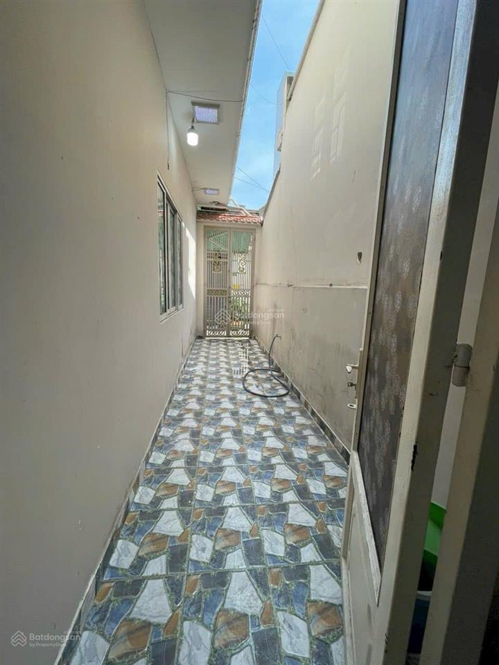 Cho thuê nhà riêng 41/3, đường 19, 130m2, 12 triệu vnd, 4pn, 2wc, bình tân, hcm
