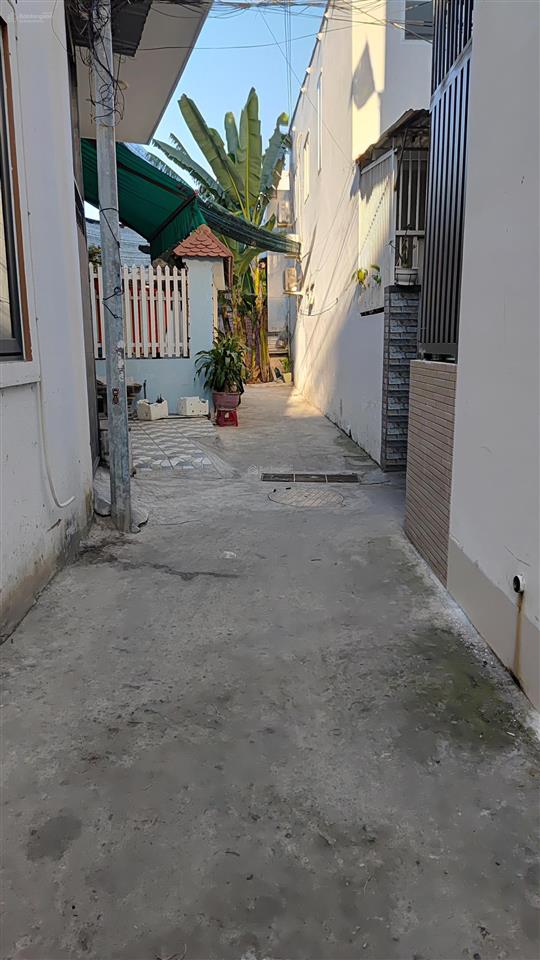 Rất cần bán gấp đất đẹp gần biển, 97m2 ngang 5m giá tham khảo tốt trong khu vực chỉ 3.7 tỷ