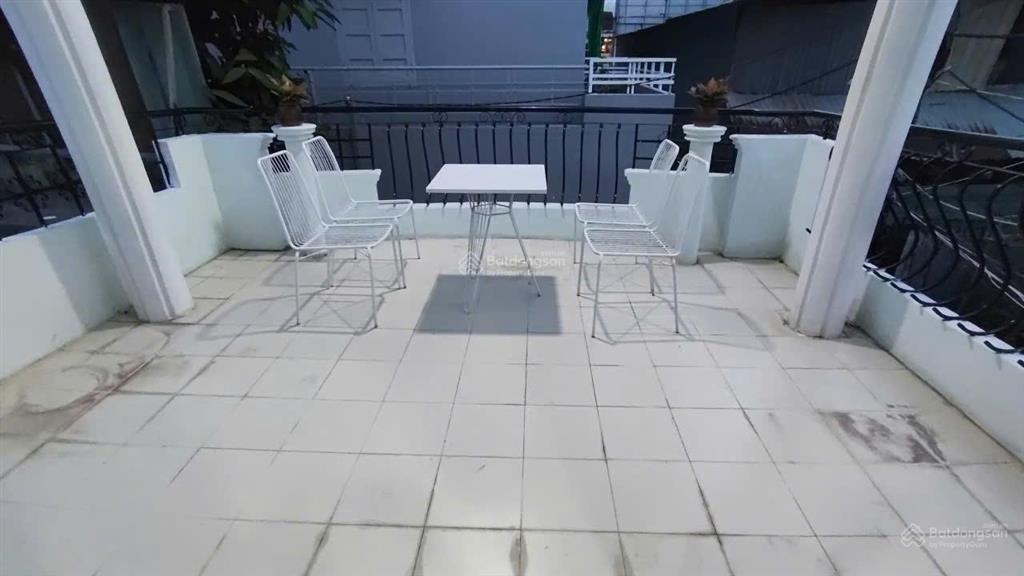 Cc cần bán gấp nhà 2 tầng giá rẻ chỉ 5,5 tỷ, 140m2 tại 122/2 đường 23/10, phương sơn, nha trang