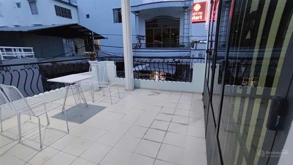 Cc cần bán gấp nhà 2 tầng giá rẻ chỉ 5,5 tỷ, 140m2 tại 122/2 đường 23/10, phương sơn, nha trang