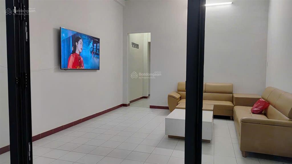 Cc cần bán gấp nhà 2 tầng giá rẻ chỉ 5,5 tỷ, 140m2 tại 122/2 đường 23/10, phương sơn, nha trang