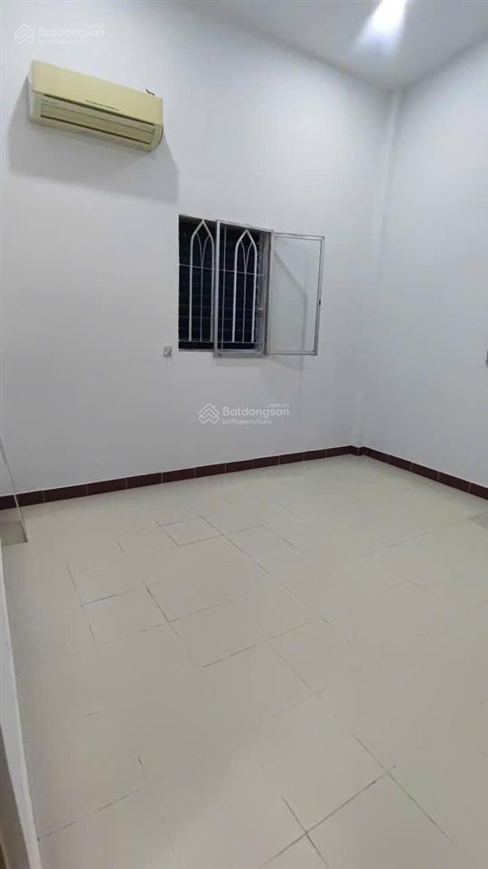 Cc cần bán gấp nhà 2 tầng giá rẻ chỉ 5,5 tỷ, 140m2 tại 122/2 đường 23/10, phương sơn, nha trang