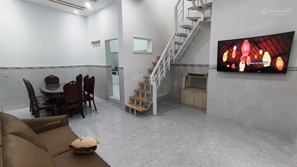 Cho thuê nr 2 tầng đẹp xuất sắc, hẻm 44, lạc long quân, 11 triệu, 58m2