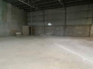 CHO THUÊ XƯỞNG 240M2 SẢN XUẤT MỌI NGHÀNH GHỀ GỖ VÀ CƠ KHÍ