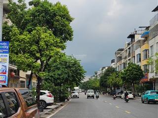 Liền kề văn phú, hà đông 102m2, 5t, mt 5.5m, thang máy vỉa hè ô tô tránh kinh doanh.
