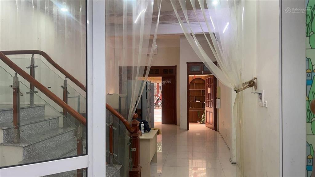 Bán nhà mặt phố trung yên, trung hoà cầu giấy 90m2, 5t, mt 5m, kinh doanh đỉnh.