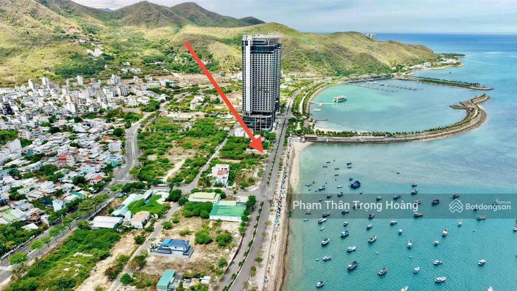 Bán đất biệt thự kđt vĩnh hoà 450,2m2 (rộng 15m) nguyễn cơ thạch ngay bến du thuyền  120trđ/m2