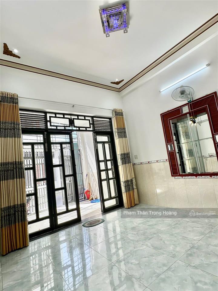Bán nhà mặt tiền nguyễn khánh toàn  cách biển 500m  2 tầng đẹp chỉ 6,9 tỷ!