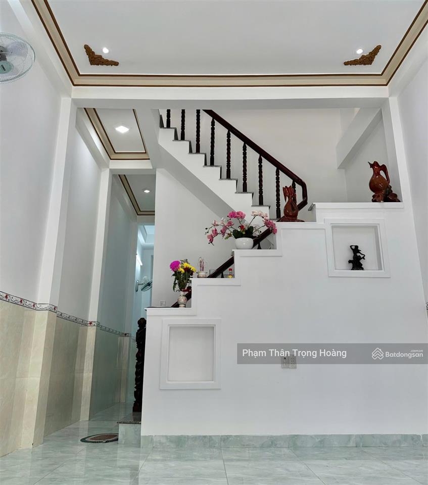 Bán nhà mặt tiền nguyễn khánh toàn  cách biển 500m  2 tầng đẹp chỉ 6,9 tỷ!