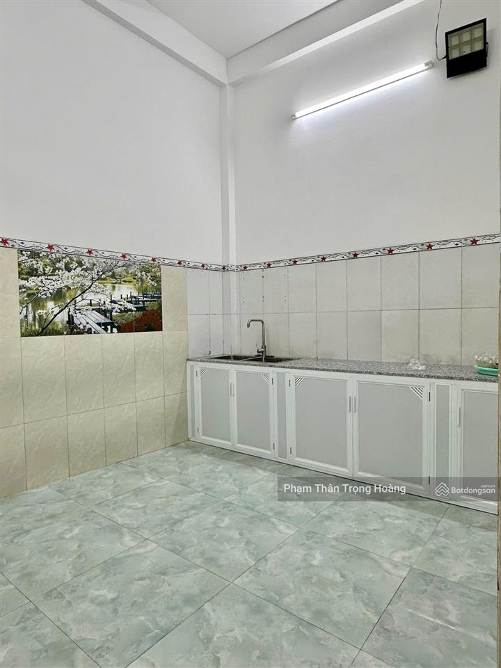 Bán nhà mặt tiền nguyễn khánh toàn  cách biển 500m  2 tầng đẹp chỉ 6,9 tỷ!