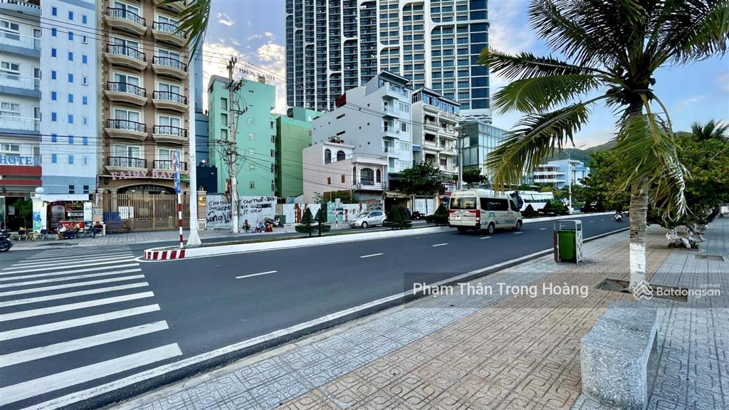 Bán đất mặt tiền đường phạm văn đồng, phường vĩnh hải, nha trang, 605,9m2 gpxd 32 tầng 200 tỷ