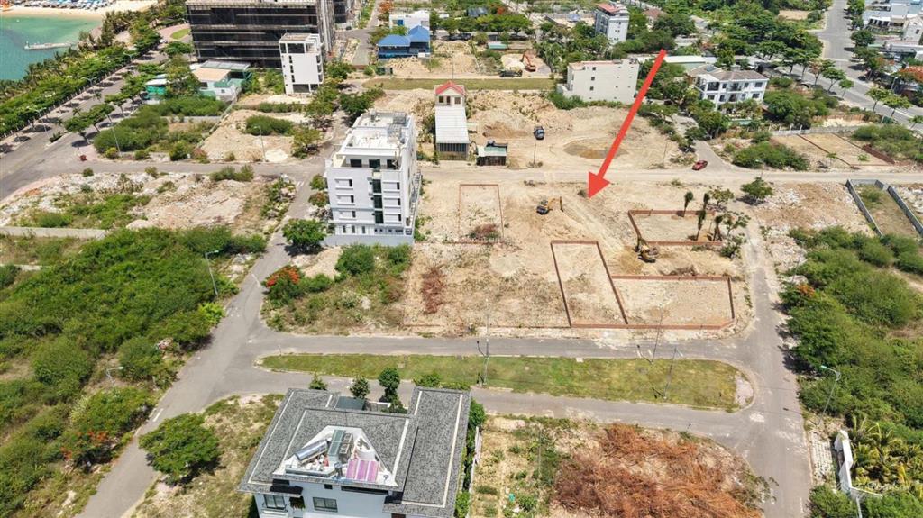 Bán đất biệt thự vị trí đẹp đường 16m, kđt mới vĩnh hoà, nha trang 600,6m2 (rộng 16m) 61trđ/m2