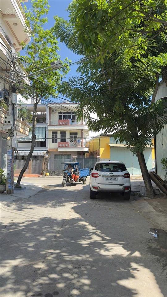 Bán nhà 2 tầng đường 10m, vị trí trung tâm phường bắc nha trang, cách 2/4 chỉ 30m  giá 6,8 tỷ