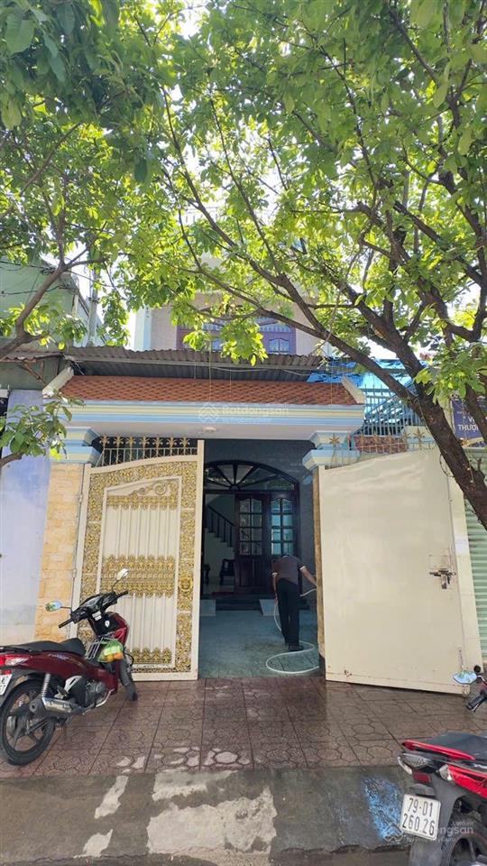 Bán nhà 2 tầng đường 10m, vị trí trung tâm phường bắc nha trang, cách 2/4 chỉ 30m  giá 6,8 tỷ