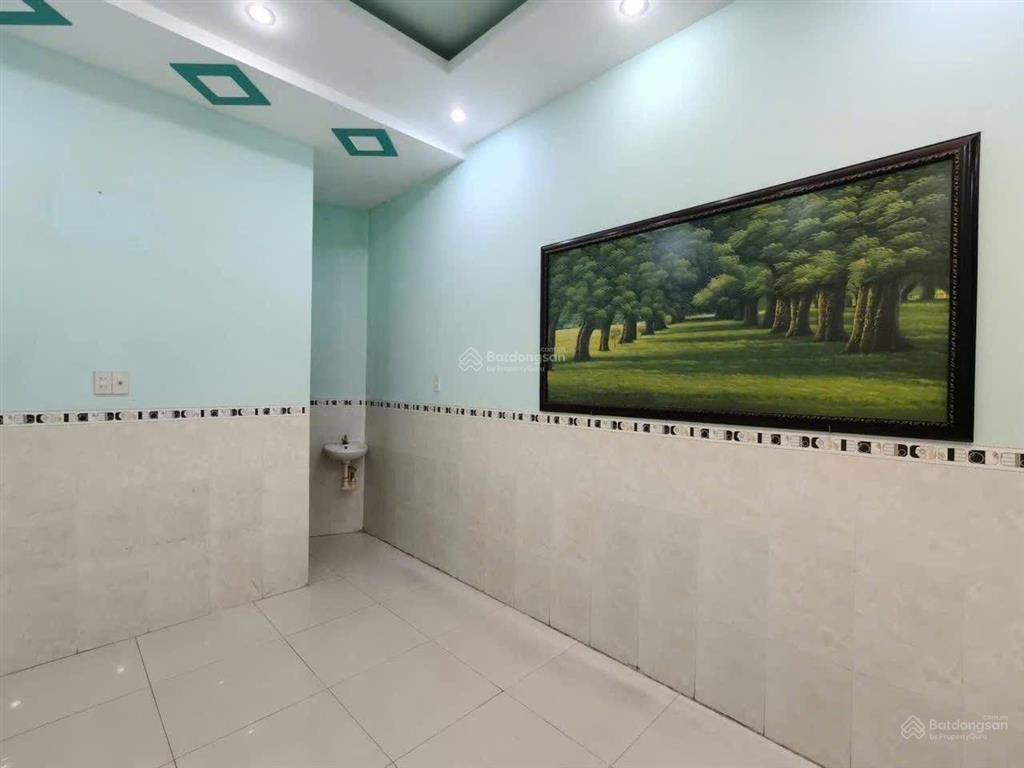 Nhà cấp 4 cách biển 2 phút hẻm ô tô 5m chỉ 3,28 tỷ tại phường bắc nha trang