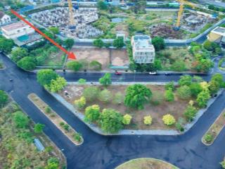 Lô đất 3 mặt tiền vị trí kim cương view công viên, kđt biển an viên 585m² (rộng 18,3m)  90trđ/m2