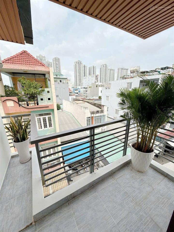 Nhà góc 2 mặt tiền xe hơi tới nhà gần lotte mart  cách nguyễn thị thập chỉ 60 ,p.tân phong ,quận 7