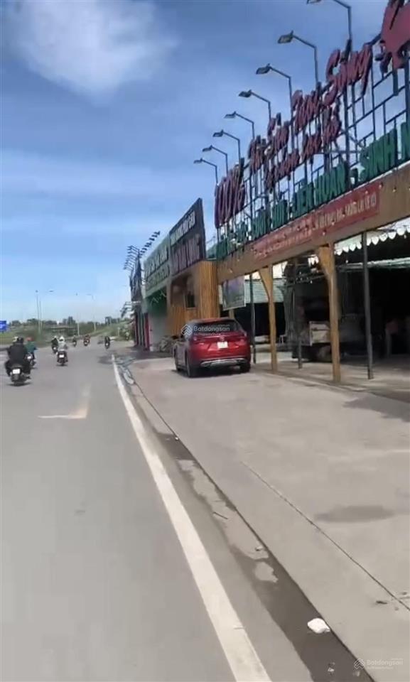 Cho thuê 14.200m2 (với chiều ngang hơn 100m) đất mặt tiền đường nguyễn hữu thọ  nhơn đức  nhà bè
