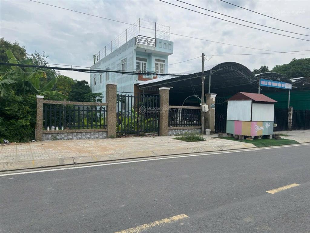 Bán đất cần giờ mặt tiền đặng văn kiều  thị trấn cần thạnh  gần biển (dt 305m2 có 284m thổ cư)