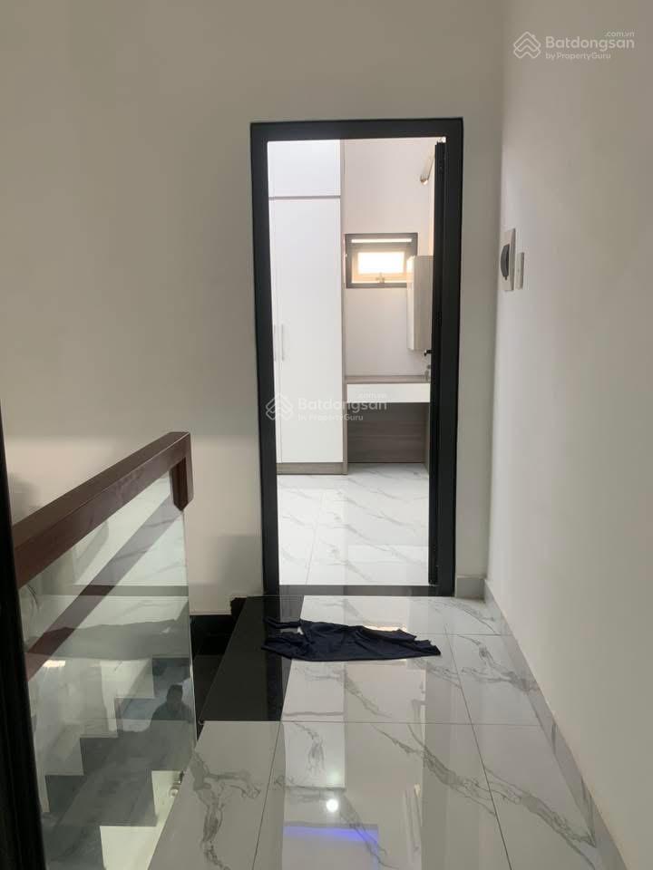 Bán nhà 6,99tỷ mới full nội thất y hình 100% hẻm xe hơi hẻm thông 160 đường nguyễn văn quỳ ,quận 7